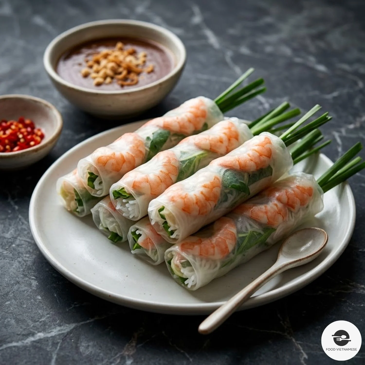 Gỏi Cuốn Tôm Thịt: Nguyên Liệu, Cách Cuốn Đúng Kỹ Thuật và Bao Nhiêu Calo?