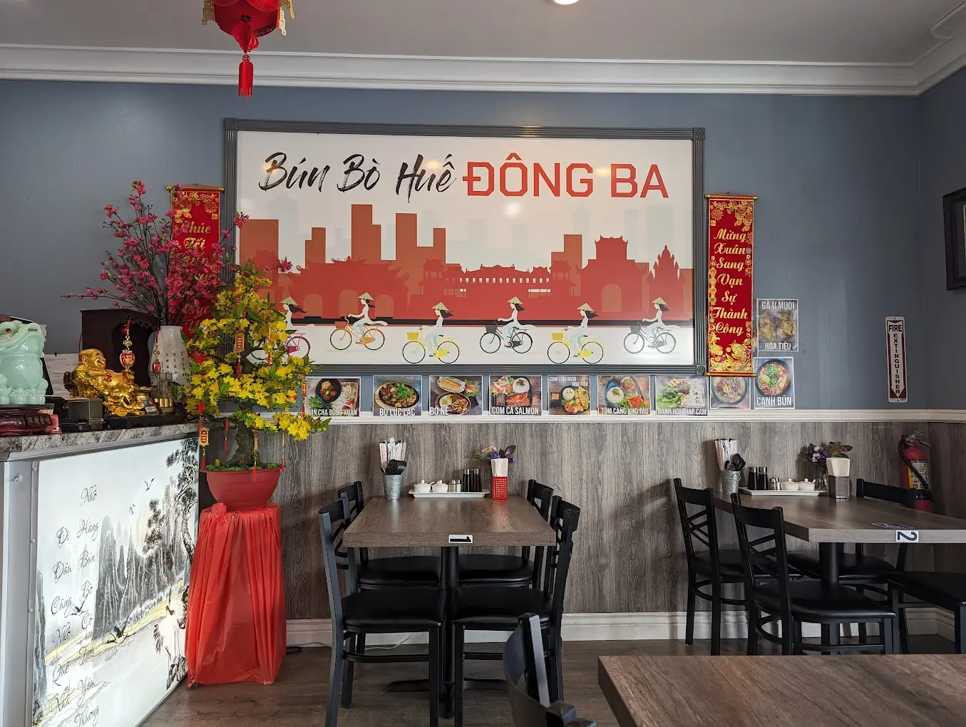 Bun Bo Hue Dong Ba